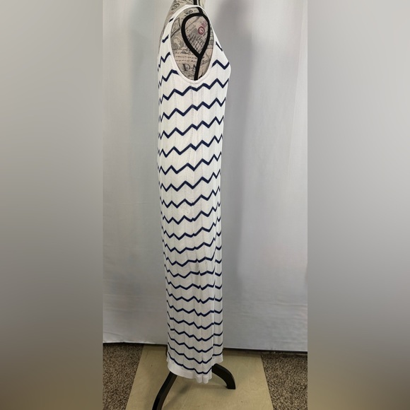 LOFT White + Navy Chevron Maxi Dress • Knit Sleeveless Summer Sundress • Size M - Picture 4 of 10